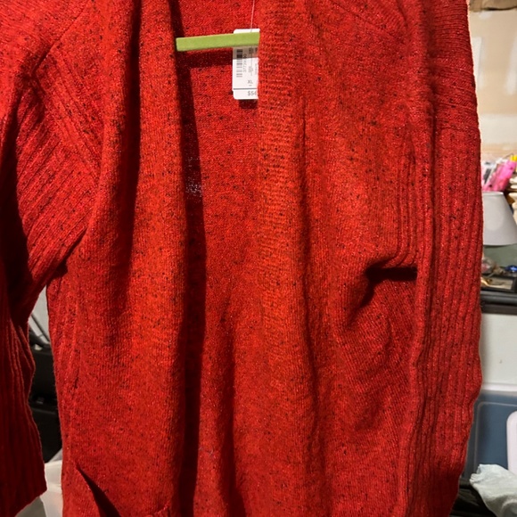 Sweaters - Picture 3 of 8